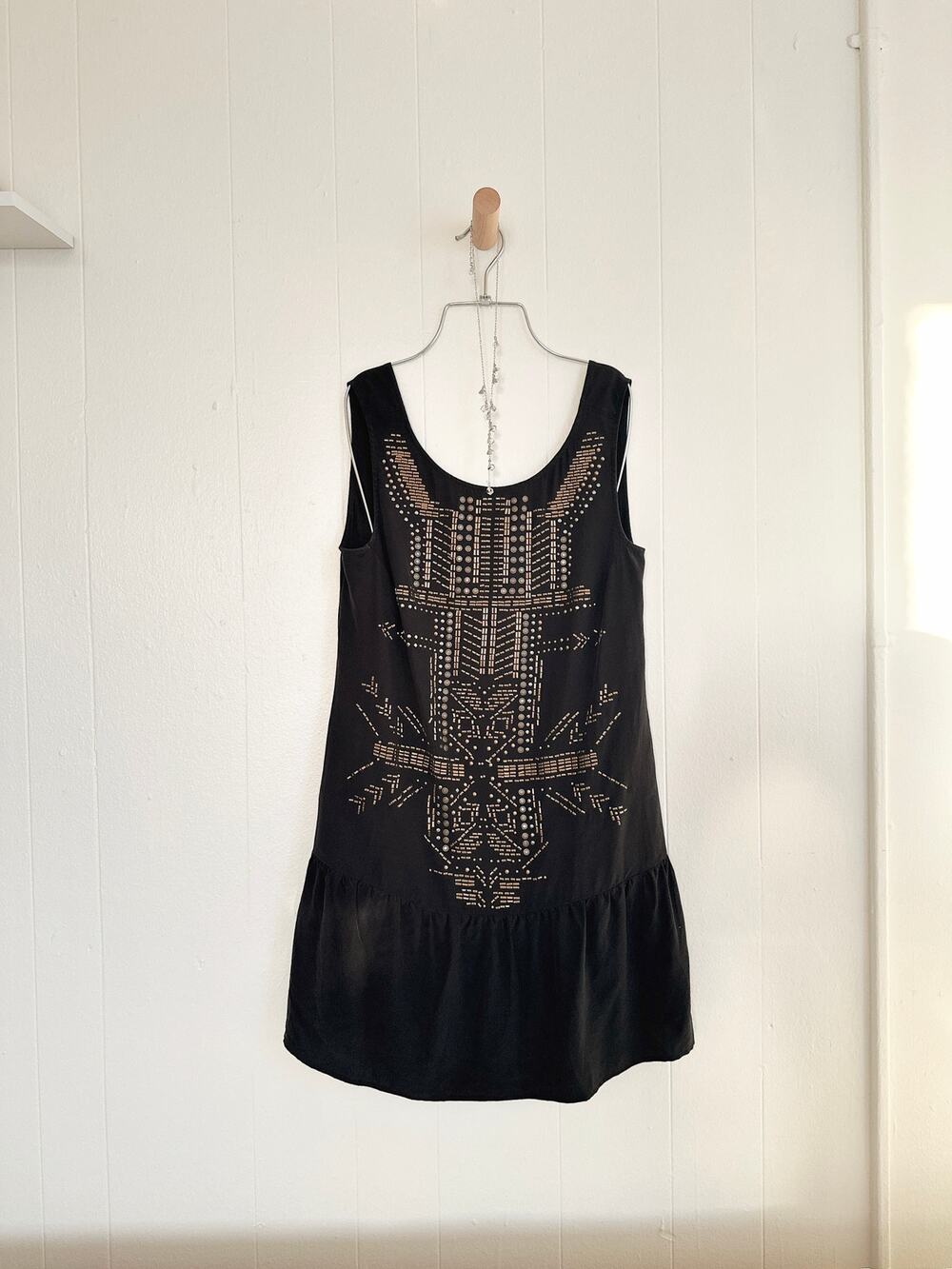 Parker NY Black 100% Silk Hand-Beaded Art Deco Gatsby Metal Stud Dress Charcoal